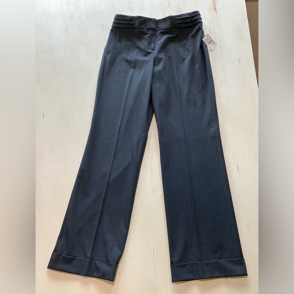Cato Women’s Gray Wide-Leg Pleated Waist Dress Pants Size 8 NWT